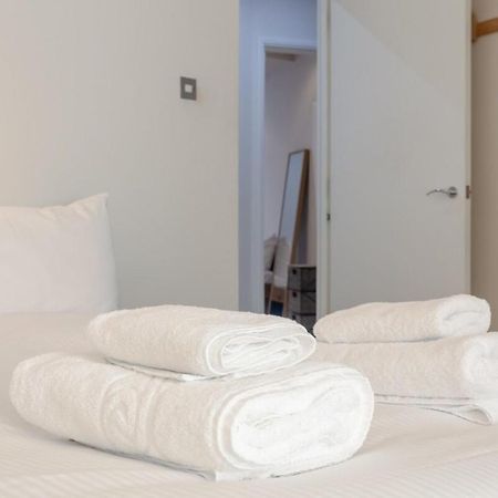 Fantastic 2 Bedroom Apartment In Central 런던 외부 사진